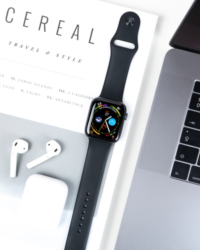 Aluminum shell apple watch black belt movement
